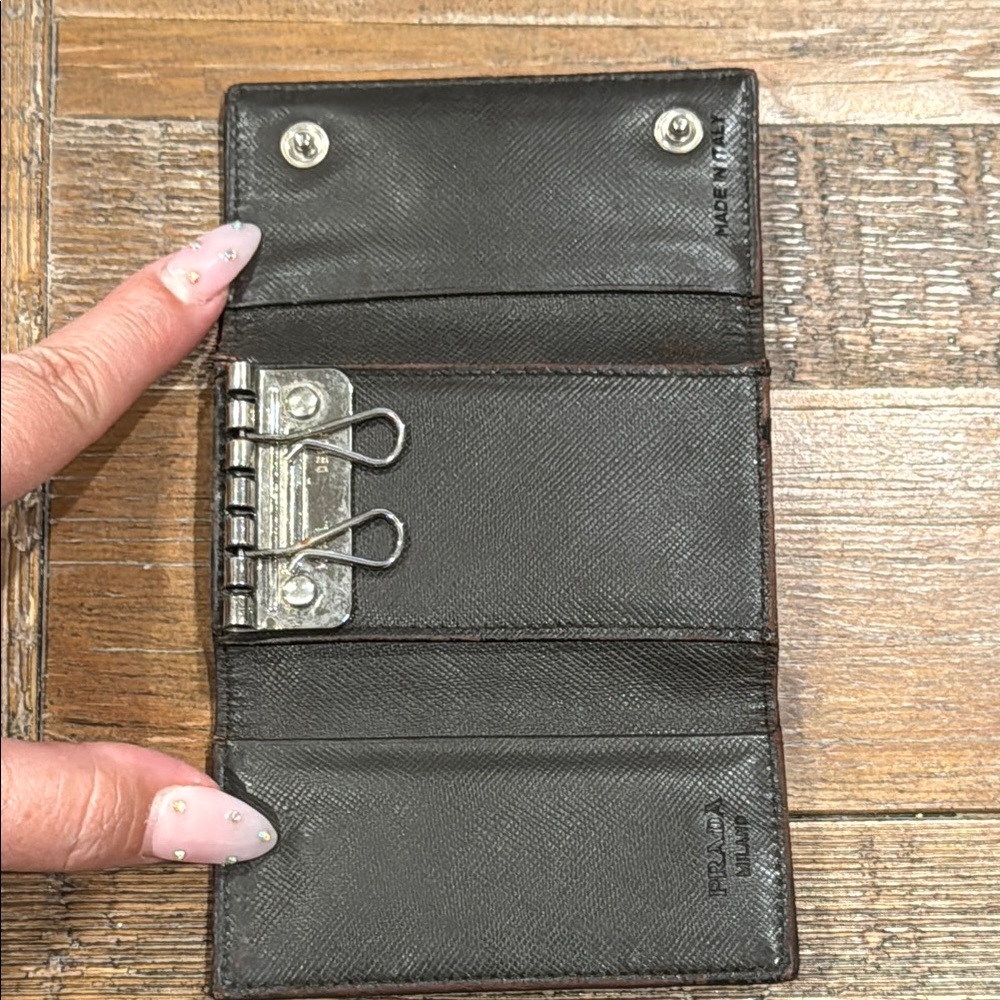 Prada Tri-Fold Key Case (Black) - Picture 8 of 12